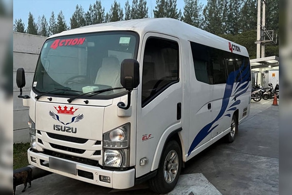 sewa-mobil-elf