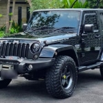 sewa-mobil-jeep-rubicon